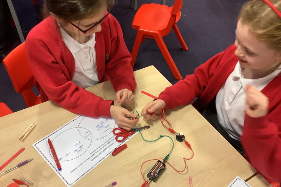 Conductors and Insulators Broadbent Fold Nursery & Primary School