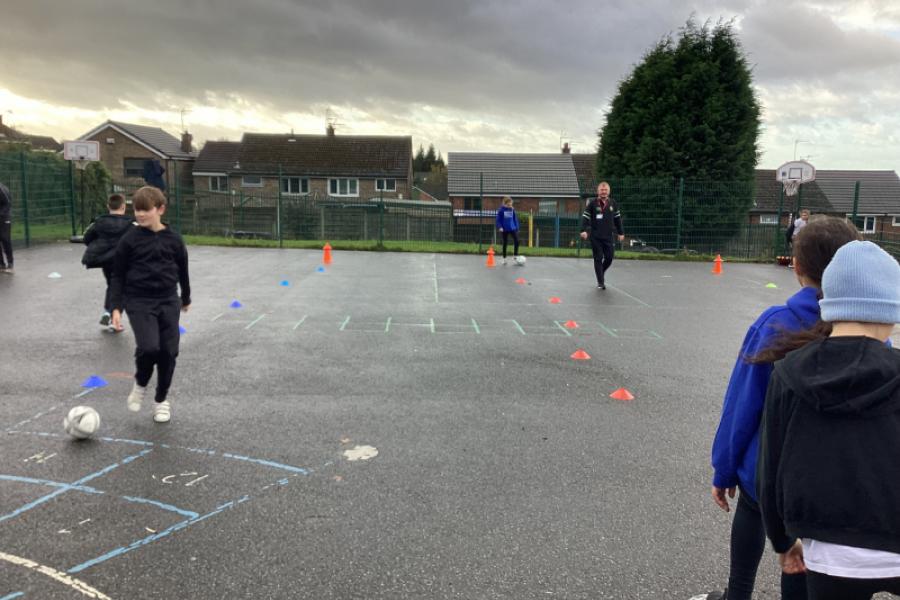 Dukinfield Youth Football Taster Broadbent Fold Nursery & Primary School